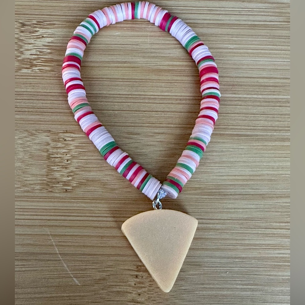 Handmade Polymer Clay  “Pizza” Stretch Bead Bracelet Size 7 inches - Picture 2 of 3